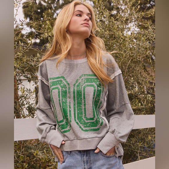 Oddi Tops - French Terry Solid Lettering Lightweight Sweatshirt Heather Gray w/ Green